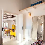 בית נופש Valley House Old Town