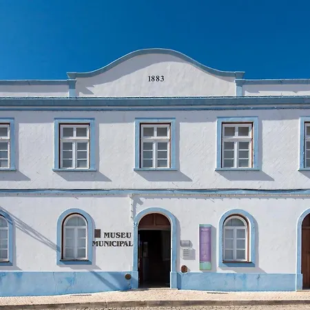 Valley House Old Town *